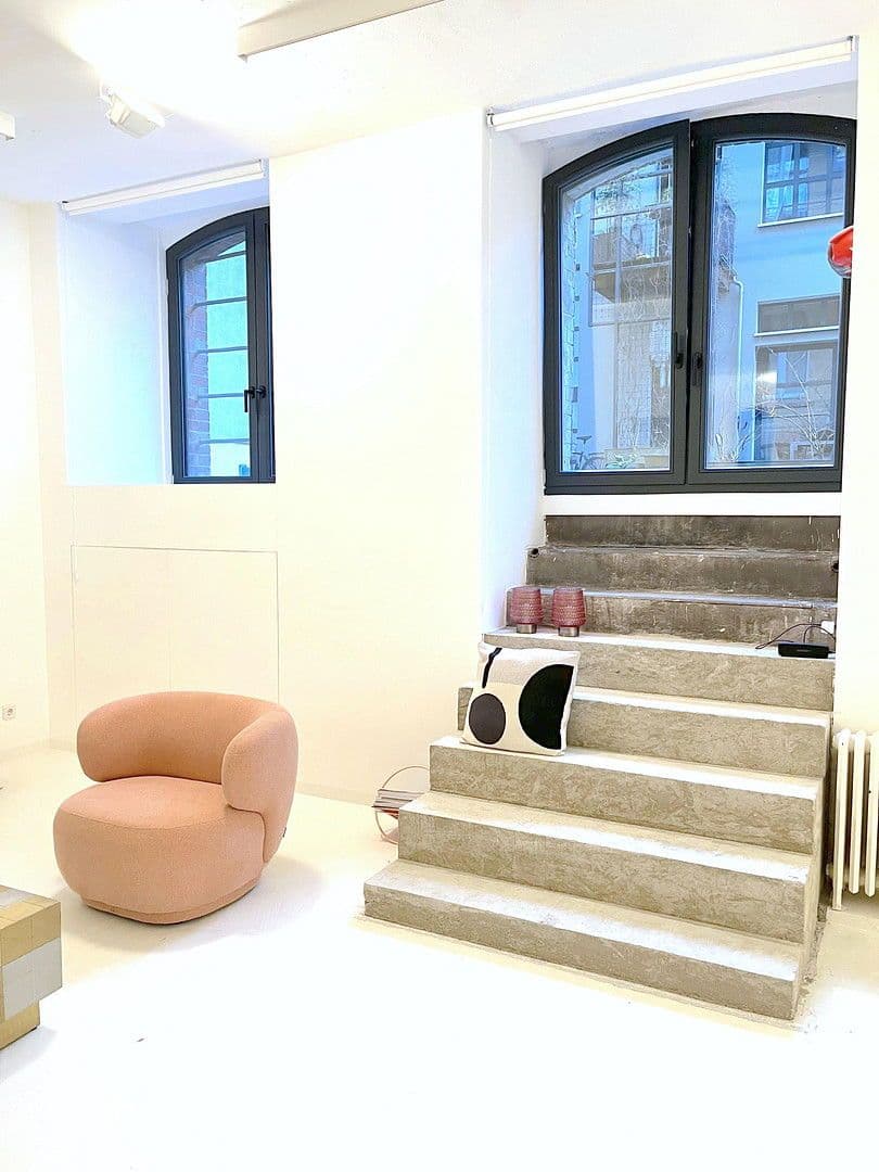 Pronájem kanceláře 137 m², Schönleinstr. 5, Berlin, Berlín Pronájem kanceláře 137 m², Schönleinstr. 5, Berlin, Berlín