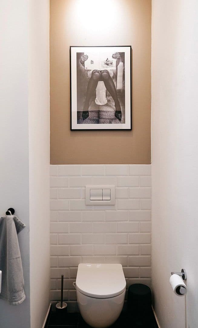 Pronájem bytu 2+kk 93 m², Esslingen am Neckar, Bádensko-Württembersko Pronájem bytu 2+kk 93 m², Esslingen am Neckar, Bádensko-Württembersko