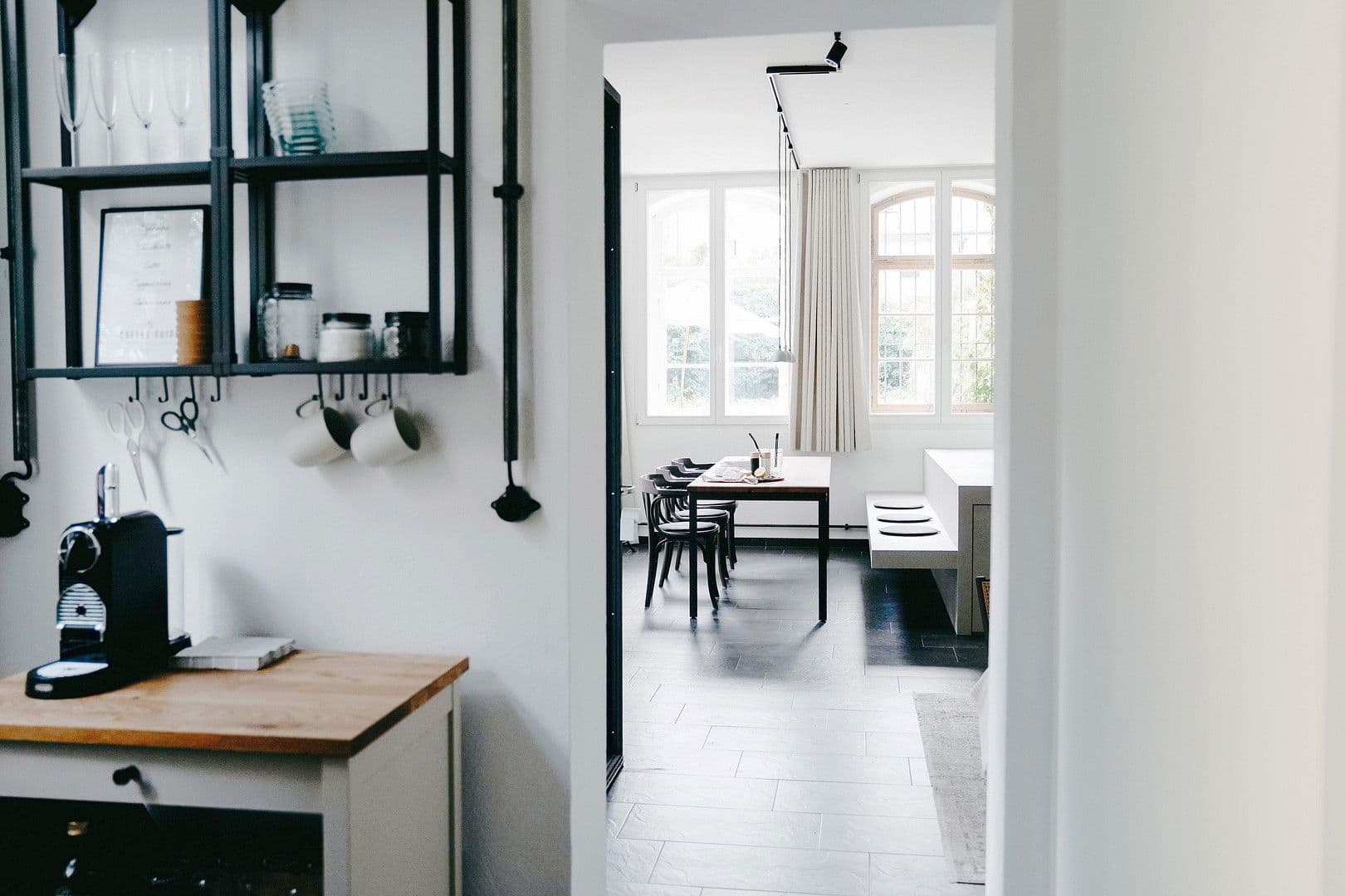 Pronájem bytu 2+kk 93 m², Esslingen am Neckar, Bádensko-Württembersko Pronájem bytu 2+kk 93 m², Esslingen am Neckar, Bádensko-Württembersko