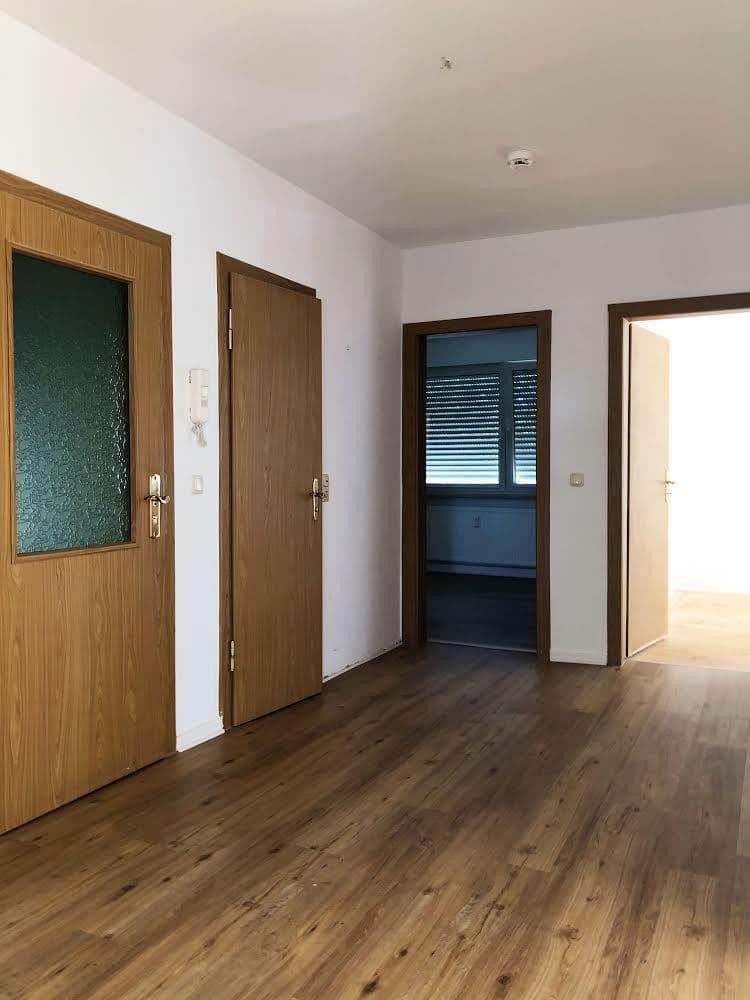 Prodej domu 250 m², pozemek 420 m², Fallbachstraße 13, Erlensee, Hessen Prodej domu 250 m², pozemek 420 m², Fallbachstraße 13, Erlensee, Hessen