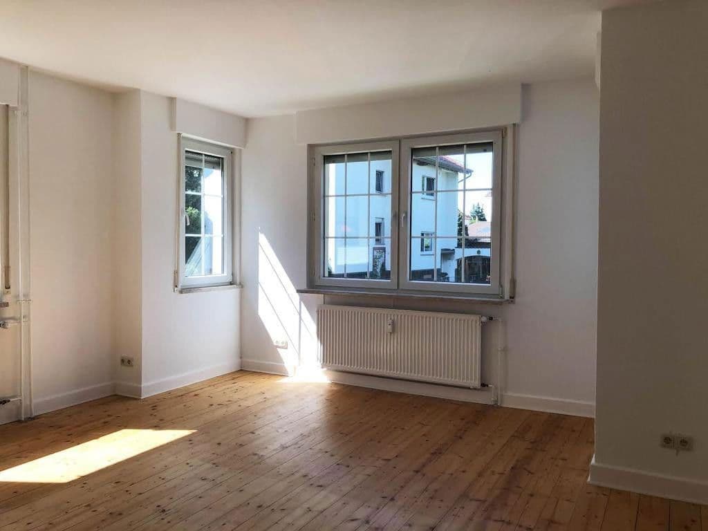 Prodej domu 250 m², pozemek 420 m², Fallbachstraße 13, Erlensee, Hessen Prodej domu 250 m², pozemek 420 m², Fallbachstraße 13, Erlensee, Hessen