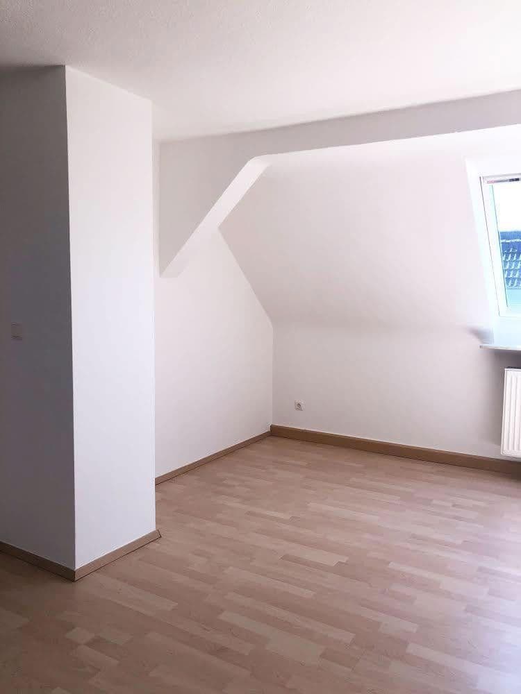 Prodej domu 250 m², pozemek 420 m², Fallbachstraße 13, Erlensee, Hessen Prodej domu 250 m², pozemek 420 m², Fallbachstraße 13, Erlensee, Hessen