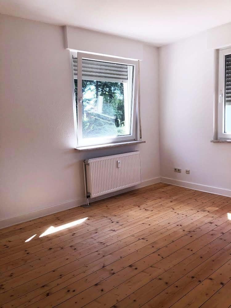 Prodej domu 250 m², pozemek 420 m², Fallbachstraße 13, Erlensee, Hessen Prodej domu 250 m², pozemek 420 m², Fallbachstraße 13, Erlensee, Hessen