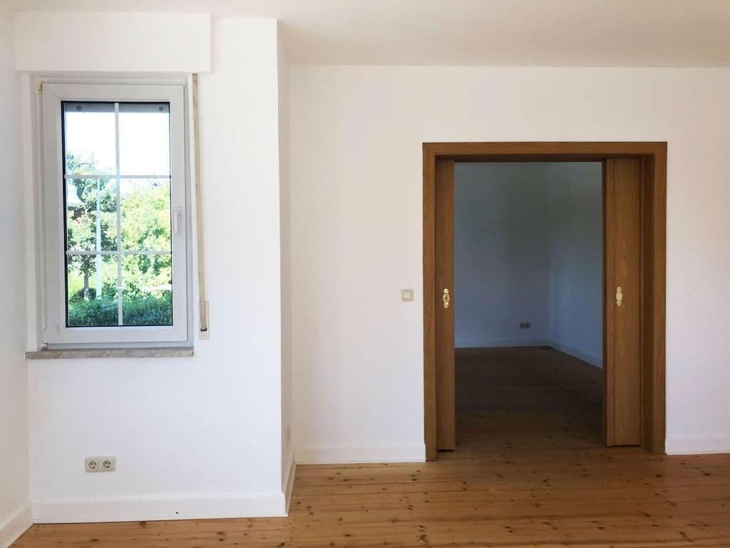 Prodej domu 250 m², pozemek 420 m², Fallbachstraße 13, Erlensee, Hessen Prodej domu 250 m², pozemek 420 m², Fallbachstraße 13, Erlensee, Hessen