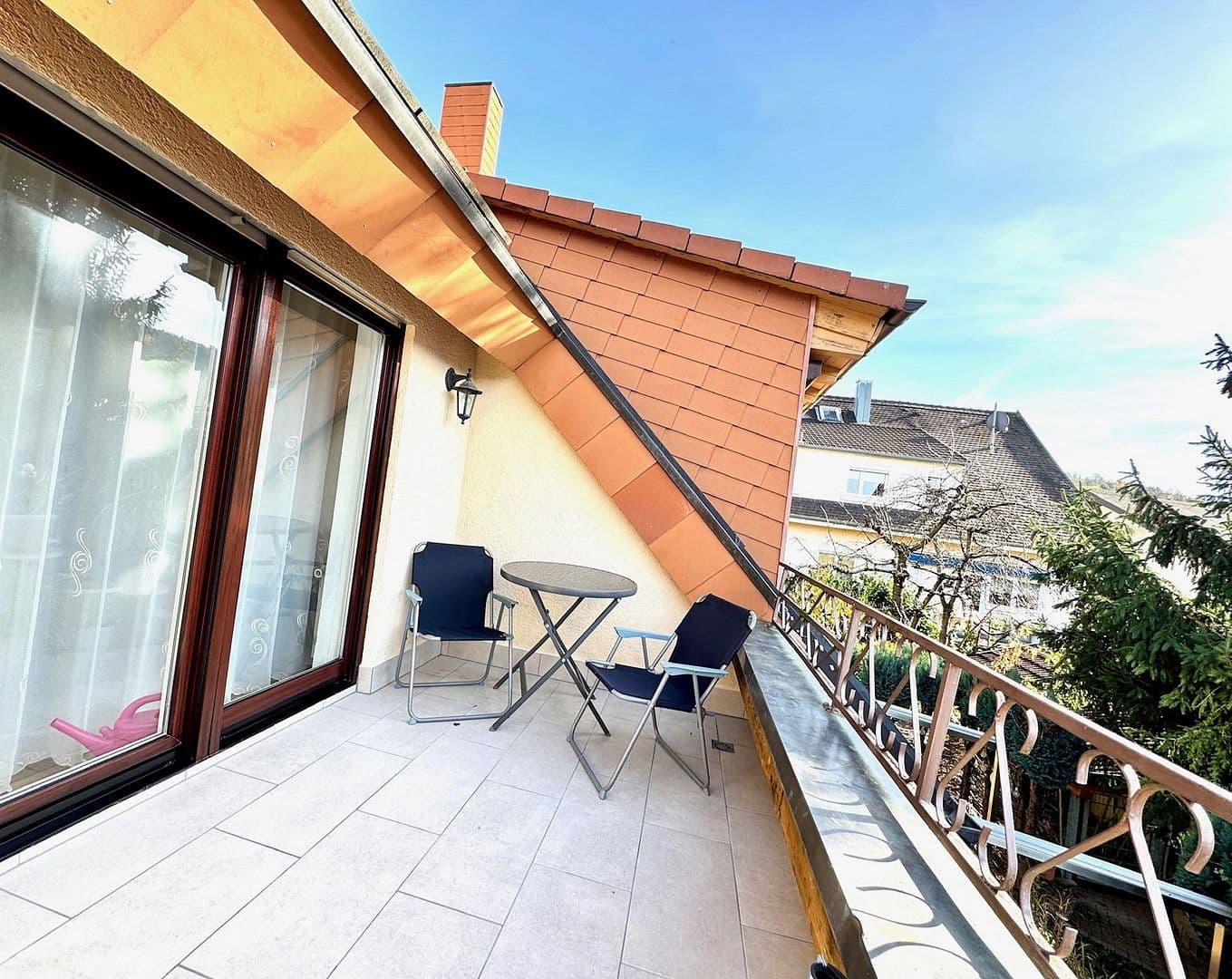 Prodej domu 220 m², pozemek 348 m², Am Nußbach, 3, Ebringen, Bádensko-Württembersko Prodej domu 220 m², pozemek 348 m², Am Nußbach, 3, Ebringen, Bádensko-Württembersko