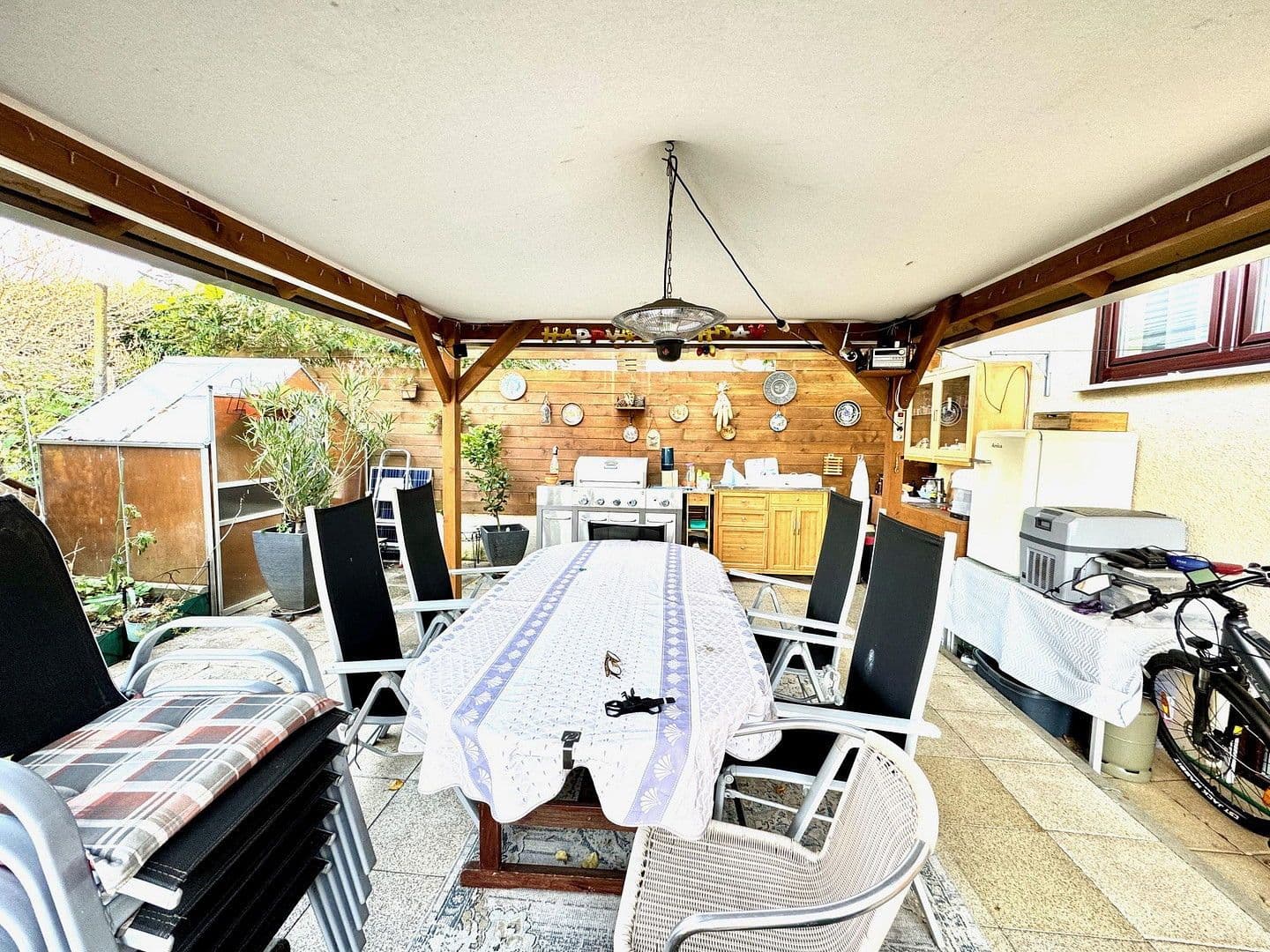 Prodej domu 220 m², pozemek 348 m², Am Nußbach, 3, Ebringen, Bádensko-Württembersko Prodej domu 220 m², pozemek 348 m², Am Nußbach, 3, Ebringen, Bádensko-Württembersko