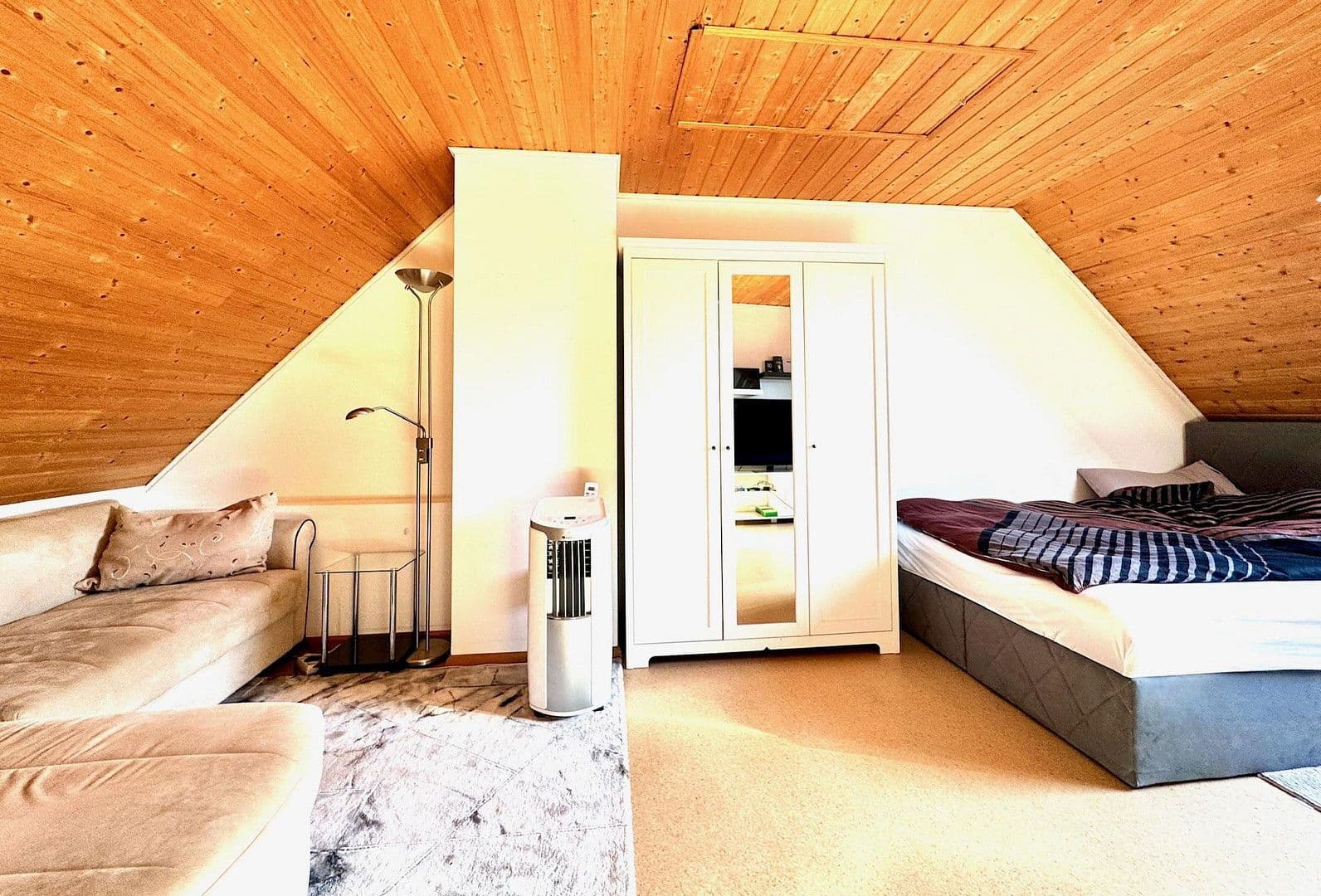 Prodej domu 220 m², pozemek 348 m², Am Nußbach, 3, Ebringen, Bádensko-Württembersko Prodej domu 220 m², pozemek 348 m², Am Nußbach, 3, Ebringen, Bádensko-Württembersko