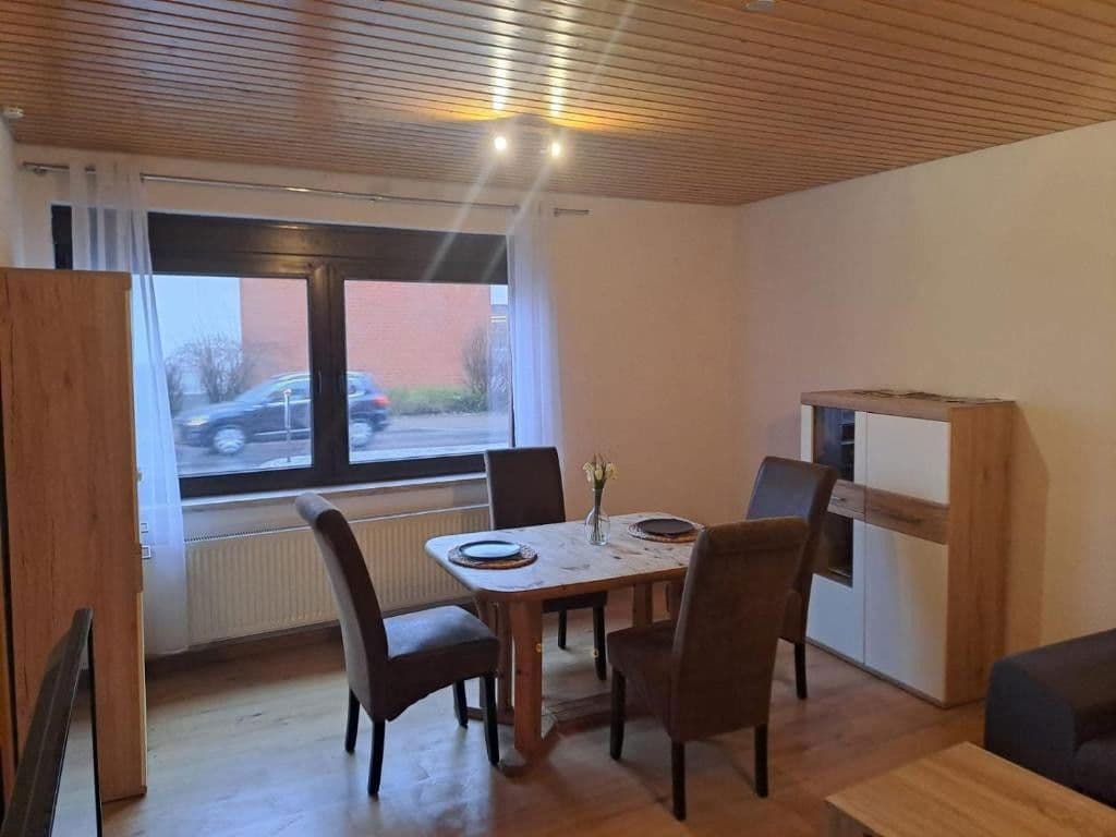 Pronájem bytu 3+1 82 m², Karl-Liebknechtstr. 28, Ilmenava, Durynsko Pronájem bytu 3+1 82 m², Karl-Liebknechtstr. 28, Ilmenava, Durynsko