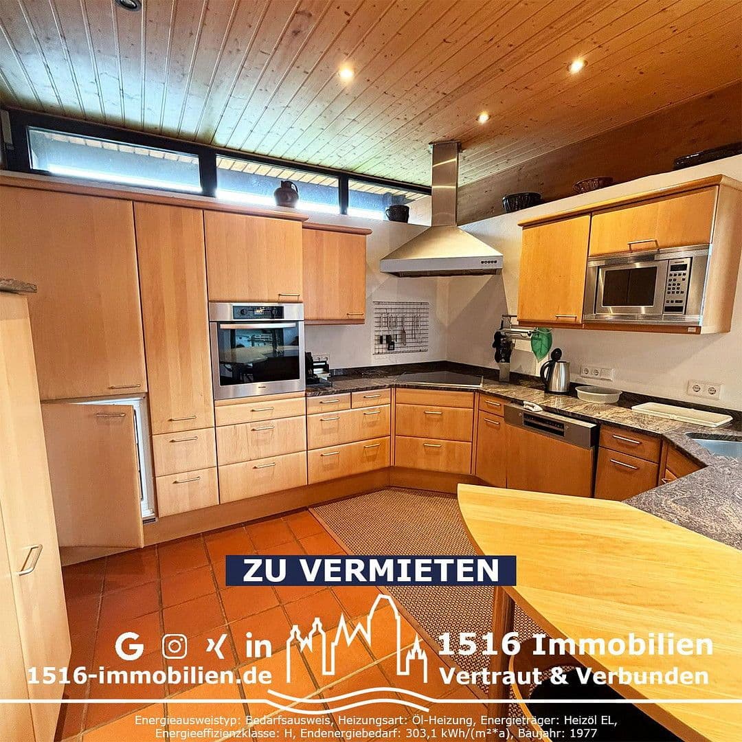 Pronájem domu 180 m², pozemek 1.158 m², Kilian-Leib-Straße 117, Eichstätt, Bavorsko Pronájem domu 180 m², pozemek 1.158 m², Kilian-Leib-Straße 117, Eichstätt, Bavorsko