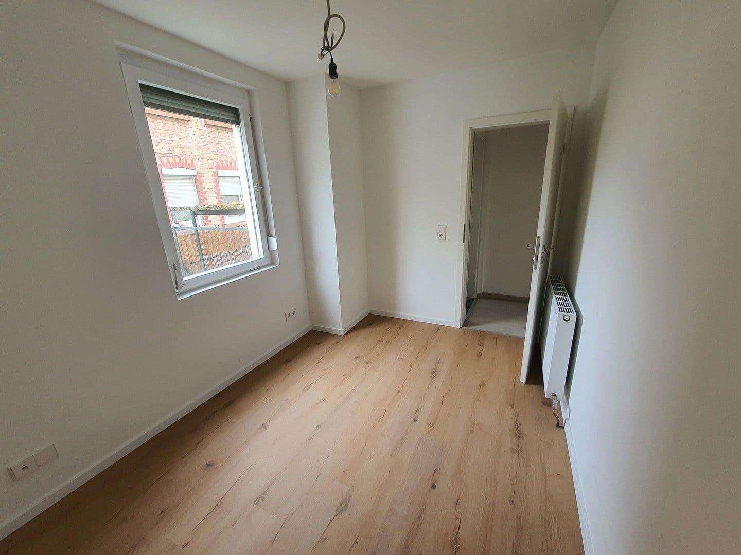 Pronájem bytu 3+1 60 m², Heilbronn, Bádensko-Württembersko Pronájem bytu 3+1 60 m², Heilbronn, Bádensko-Württembersko