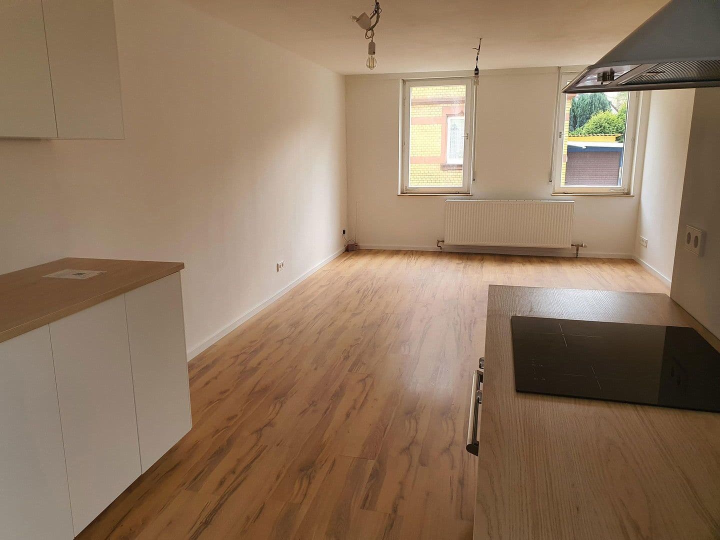 Pronájem bytu 3+1 60 m², Heilbronn, Bádensko-Württembersko Pronájem bytu 3+1 60 m², Heilbronn, Bádensko-Württembersko