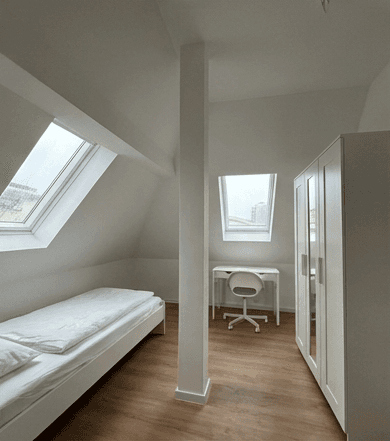 Pronájem bytu 16 m², Achtungstraße 9, Heilbronn, Bádensko-Württembersko Pronájem bytu 16 m², Achtungstraße 9, Heilbronn, Bádensko-Württembersko