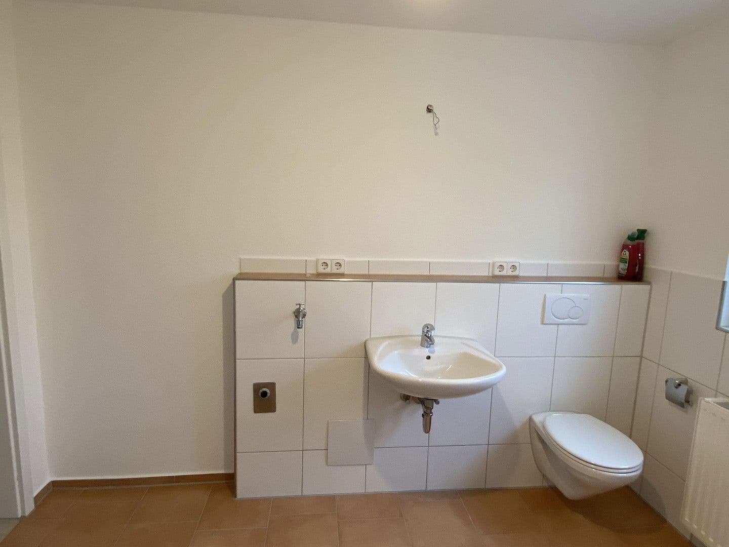 Pronájem bytu 2+kk 79 m², Nürtingen, Bádensko-Württembersko Pronájem bytu 2+kk 79 m², Nürtingen, Bádensko-Württembersko