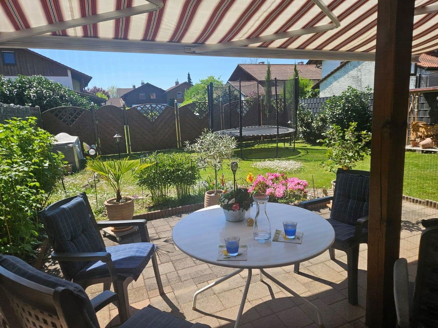 Prodej domu 136 m², pozemek 277 m², Kastl, Bavorsko Prodej domu 136 m², pozemek 277 m², Kastl, Bavorsko