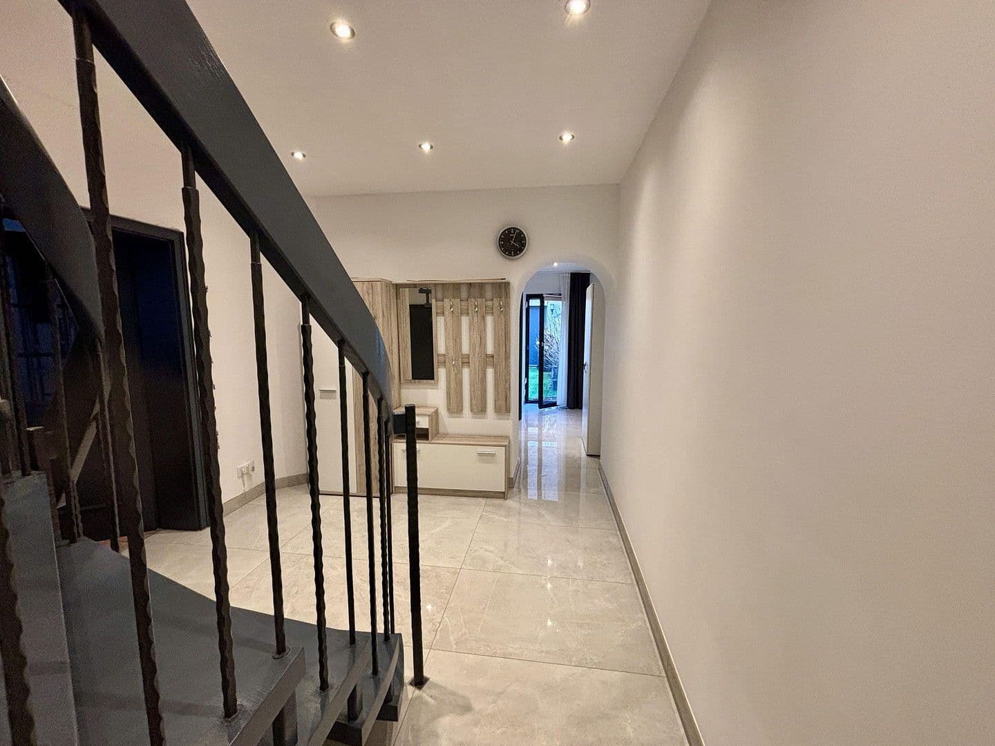 Prodej domu 137 m², pozemek 148 m², Krefeld, Severní Porýní-Vestfálsko Prodej domu 137 m², pozemek 148 m², Krefeld, Severní Porýní-Vestfálsko