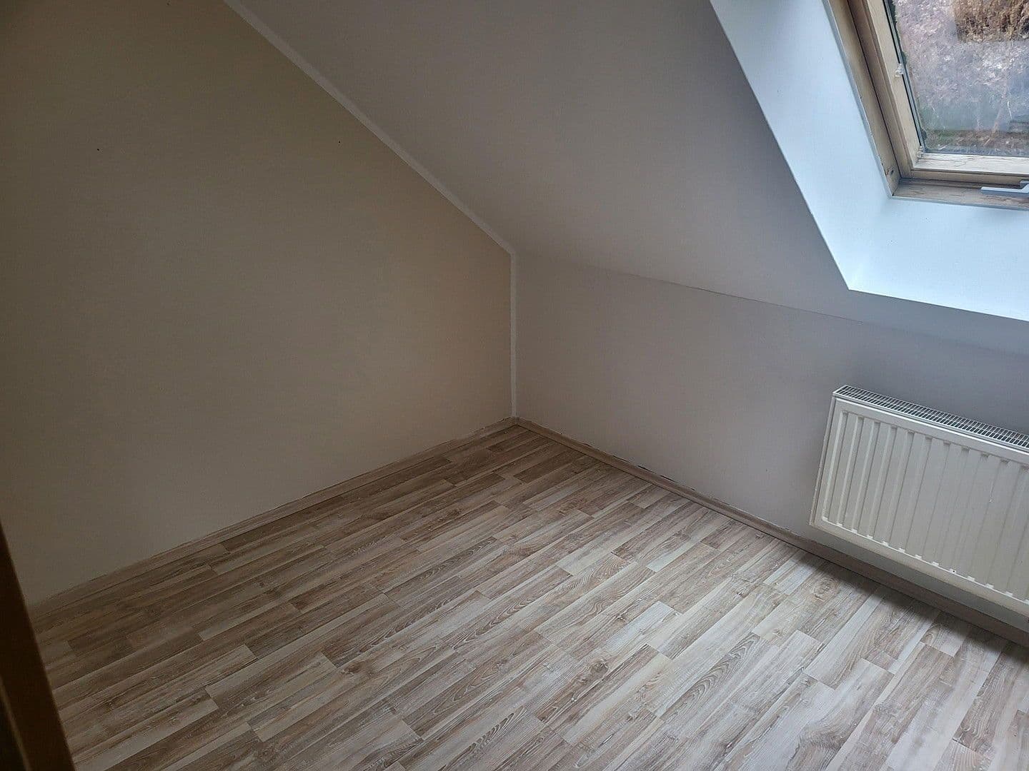 Prodej domu 199 m², pozemek 1.550 m², Klingenthal, Sasko Prodej domu 199 m², pozemek 1.550 m², Klingenthal, Sasko