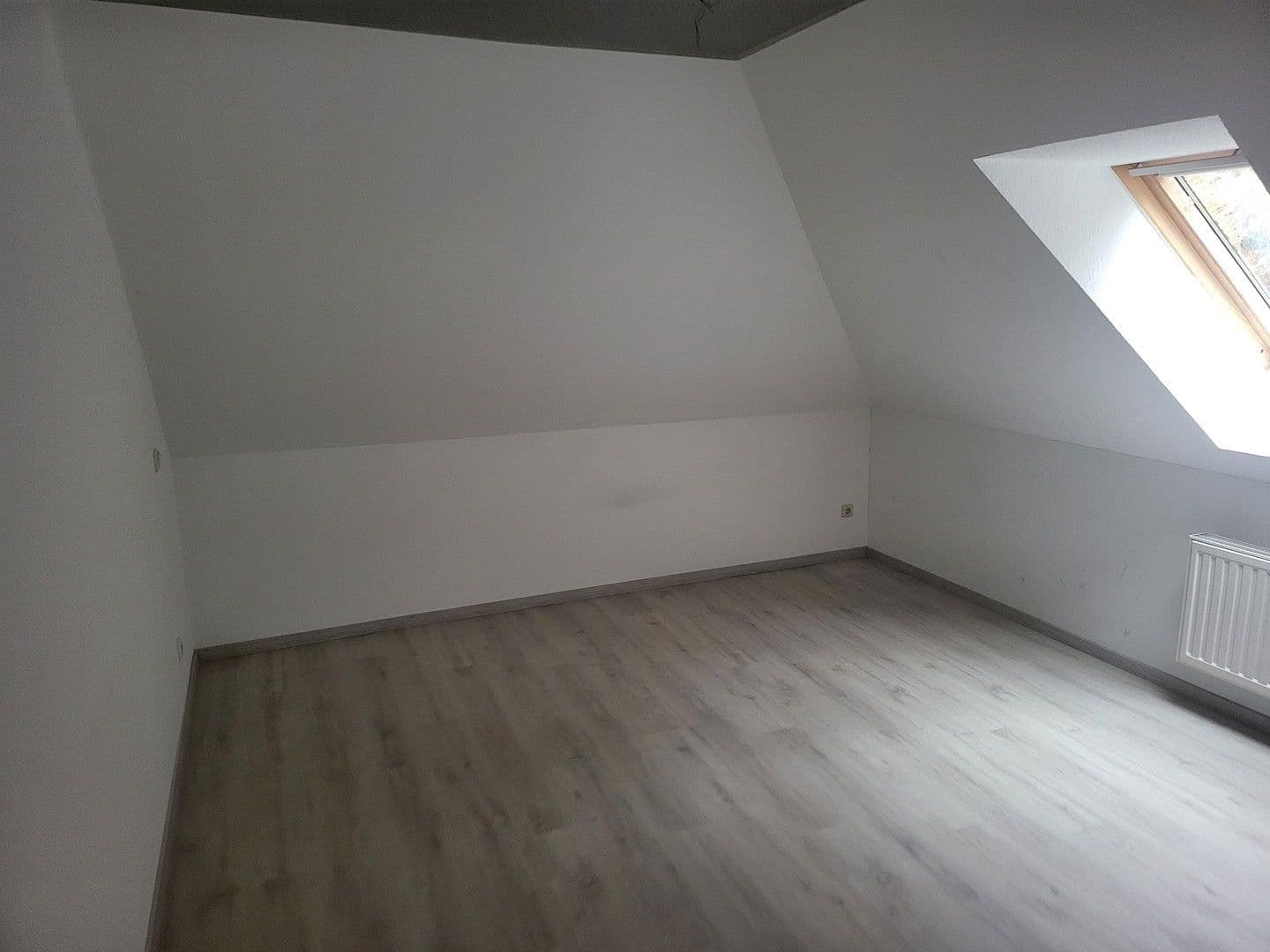 Prodej domu 199 m², pozemek 1.550 m², Klingenthal, Sasko Prodej domu 199 m², pozemek 1.550 m², Klingenthal, Sasko