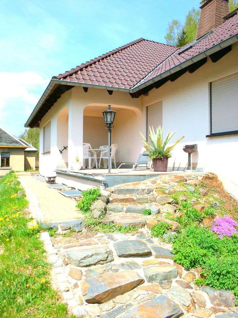 Prodej domu 199 m², pozemek 1.550 m², Klingenthal, Sasko Prodej domu 199 m², pozemek 1.550 m², Klingenthal, Sasko