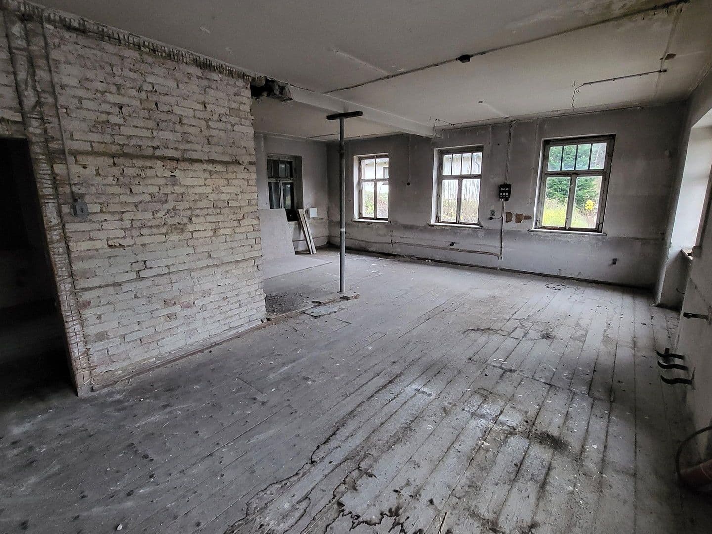 Prodej domu 199 m², pozemek 1.550 m², Klingenthal, Sasko Prodej domu 199 m², pozemek 1.550 m², Klingenthal, Sasko