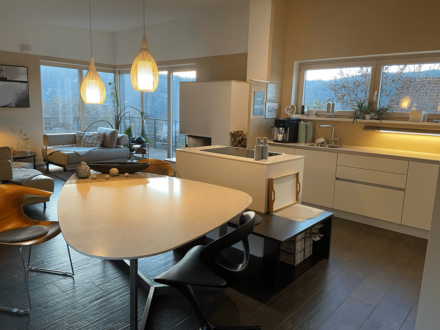 Prodej domu 200 m², pozemek 813 m², Waldstraße 13, Wellheim, Bavorsko Prodej domu 200 m², pozemek 813 m², Waldstraße 13, Wellheim, Bavorsko