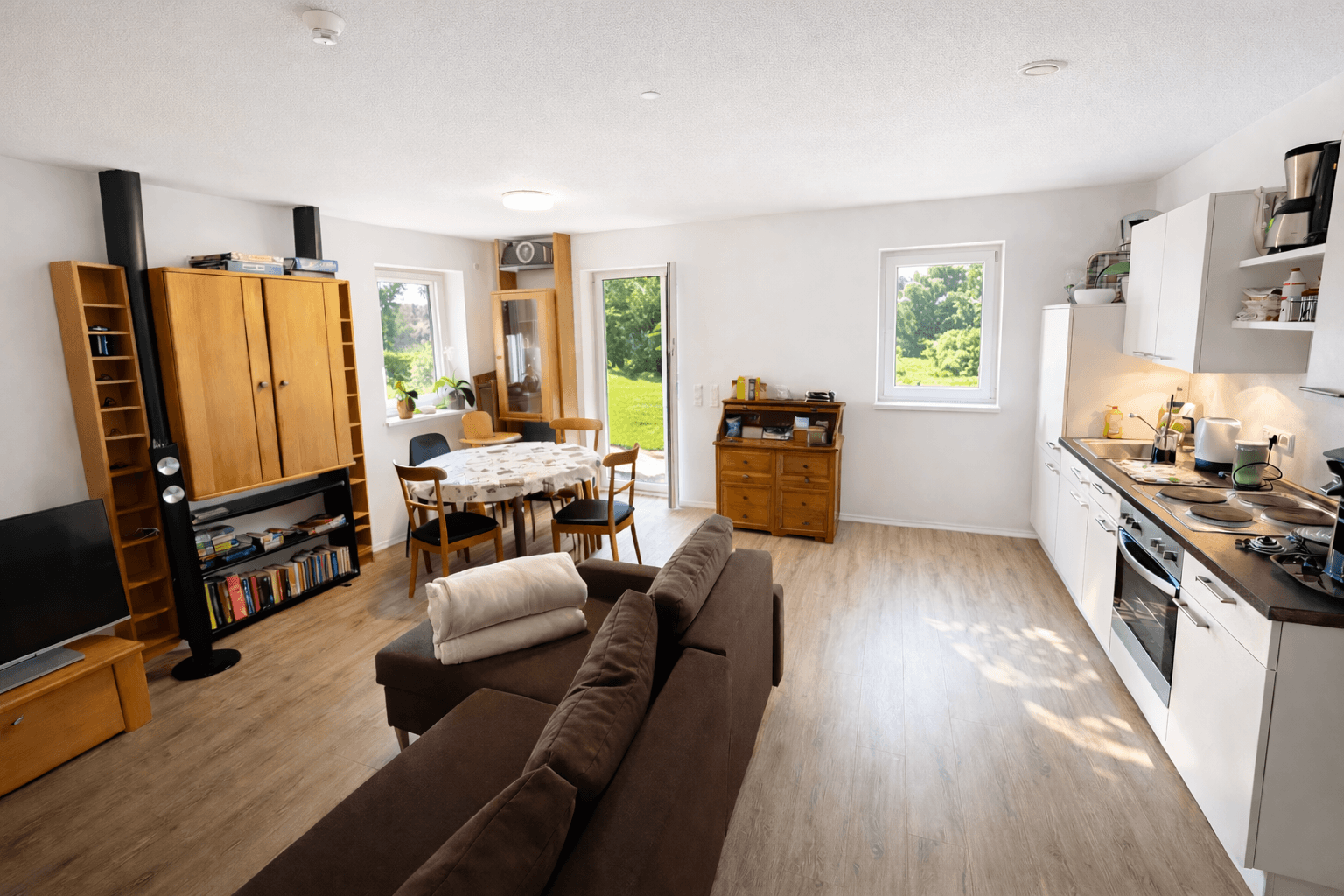 Prodej domu 200 m², pozemek 813 m², Waldstraße 13, Wellheim, Bavorsko Prodej domu 200 m², pozemek 813 m², Waldstraße 13, Wellheim, Bavorsko