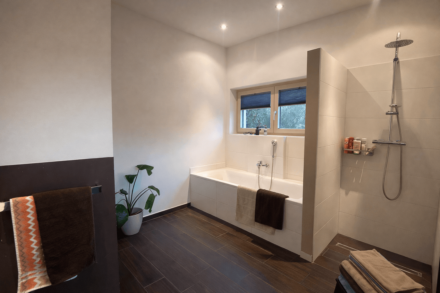 Prodej domu 200 m², pozemek 813 m², Waldstraße 13, Wellheim, Bavorsko Prodej domu 200 m², pozemek 813 m², Waldstraße 13, Wellheim, Bavorsko