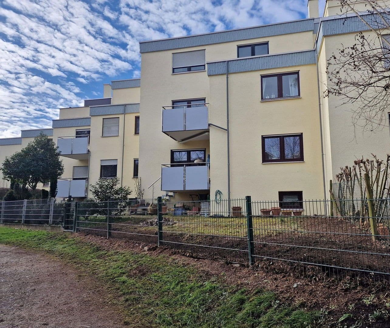 Pronájem bytu 3+kk 112 m², Filderstadt, Bádensko-Württembersko Pronájem bytu 3+kk 112 m², Filderstadt, Bádensko-Württembersko