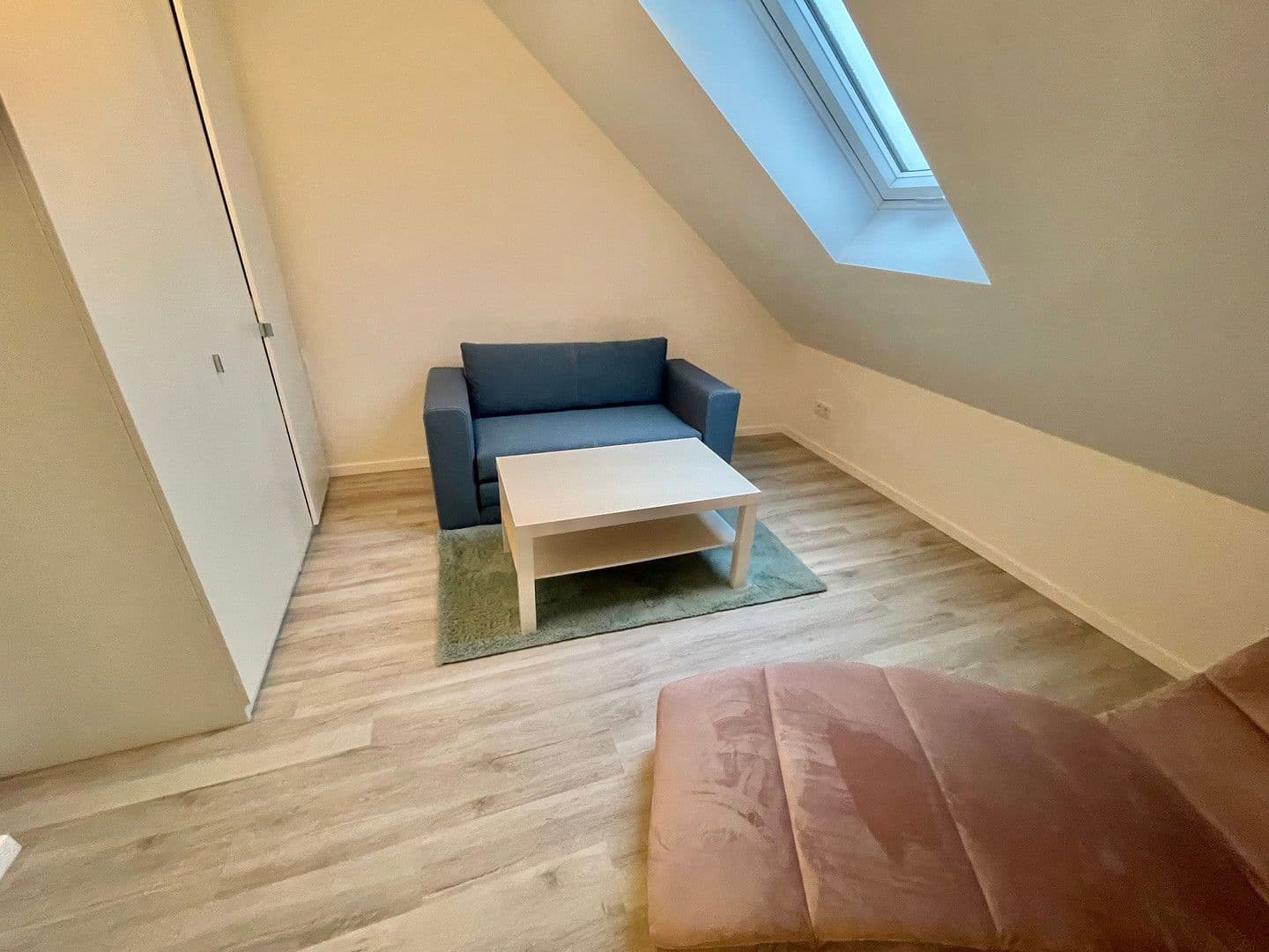 Pronájem bytu 5+1 132 m², Am Wiesengrunde 1a, Norderstedt, Šlesvicko-Holštýnsko Pronájem bytu 5+1 132 m², Am Wiesengrunde 1a, Norderstedt, Šlesvicko-Holštýnsko