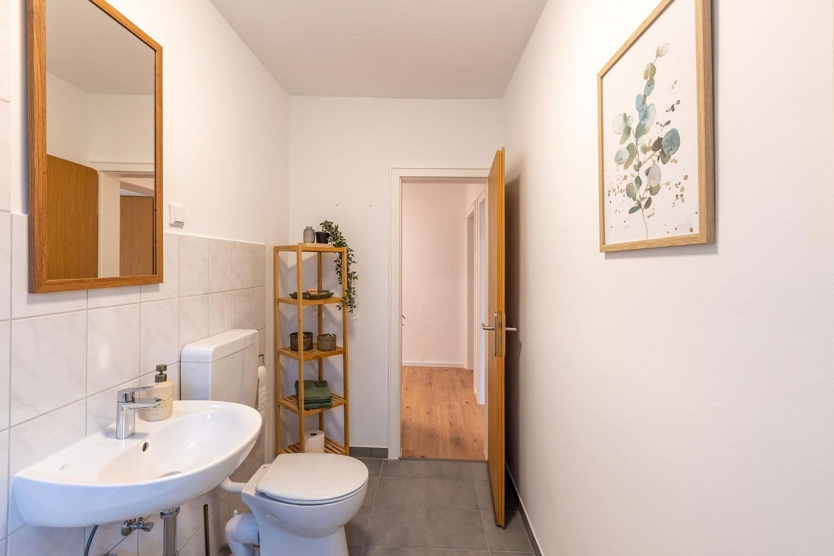 Prodej bytu 3+1 75 m², Duisburg, Severní Porýní-Vestfálsko Prodej bytu 3+1 75 m², Duisburg, Severní Porýní-Vestfálsko