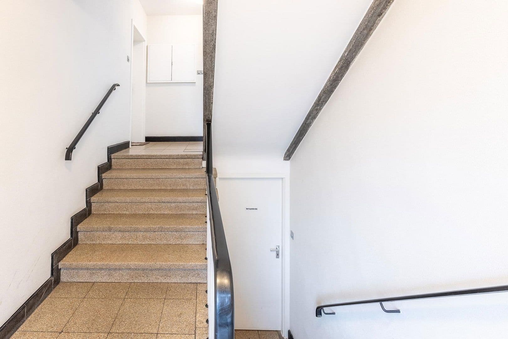 Prodej bytu 3+1 75 m², Duisburg, Severní Porýní-Vestfálsko Prodej bytu 3+1 75 m², Duisburg, Severní Porýní-Vestfálsko