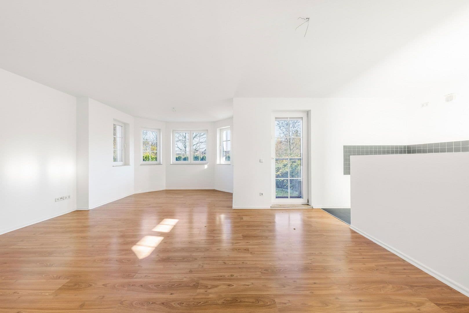 Pronájem bytu 2+1 90 m², Verdistr. 64, Berlin, Berlín Pronájem bytu 2+1 90 m², Verdistr. 64, Berlin, Berlín