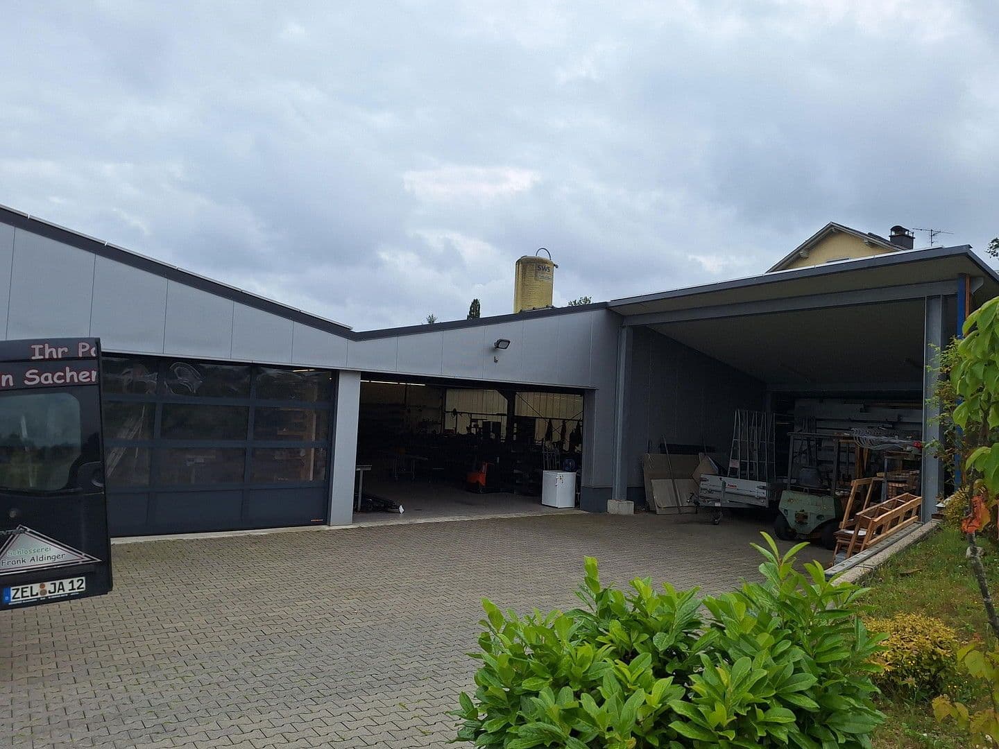 Pronájem nebytového prostoru 1.500 m², am Streitwald 1, Zell (Mosel), Porýní-Falc Pronájem nebytového prostoru 1.500 m², am Streitwald 1, Zell (Mosel), Porýní-Falc