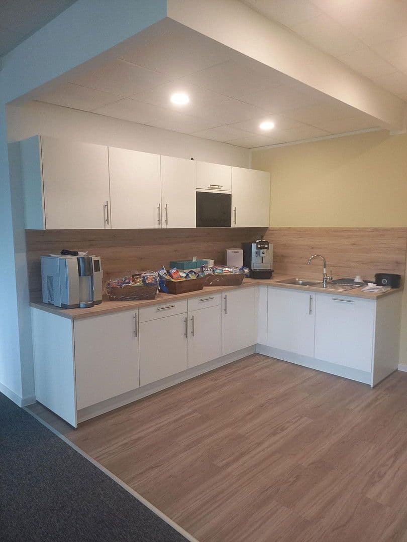 Pronájem kanceláře 300 m², Walter-Köhn-Str. 2d, Leipzig, Sasko Pronájem kanceláře 300 m², Walter-Köhn-Str. 2d, Leipzig, Sasko