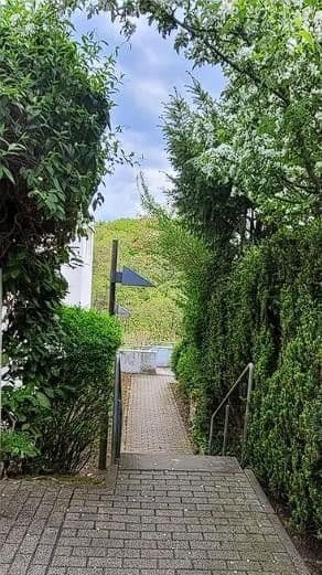 Pronájem bytu 3+kk 93 m², Waldallee 7.42, Eppstein, Hessen Pronájem bytu 3+kk 93 m², Waldallee 7.42, Eppstein, Hessen