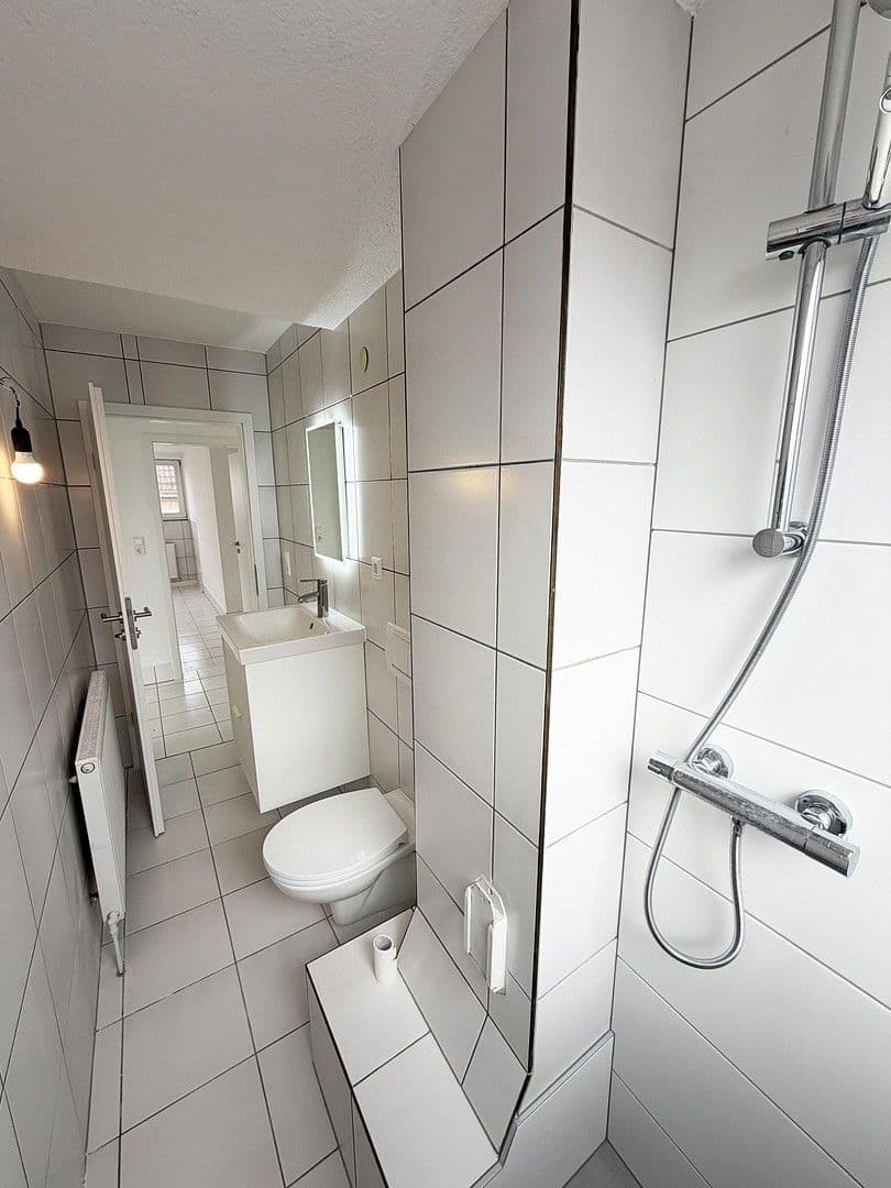 Pronájem bytu 4+1 68 m², Stuttgart, Bádensko-Württembersko Pronájem bytu 4+1 68 m², Stuttgart, Bádensko-Württembersko