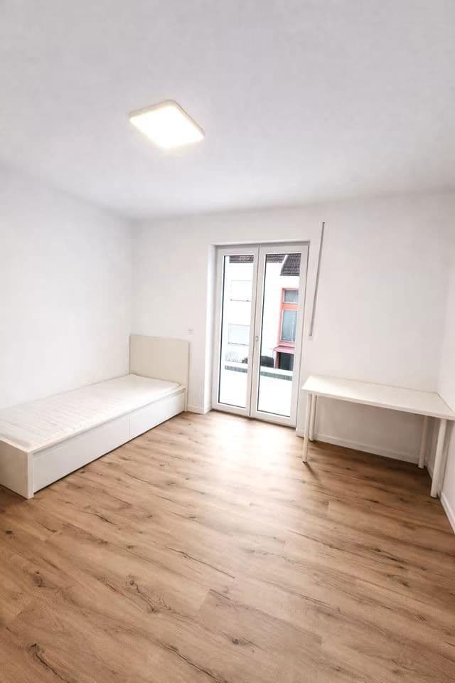 Pronájem bytu 5+1 20 m², Brunnenstraße, Augsburg, Bavorsko Pronájem bytu 5+1 20 m², Brunnenstraße, Augsburg, Bavorsko