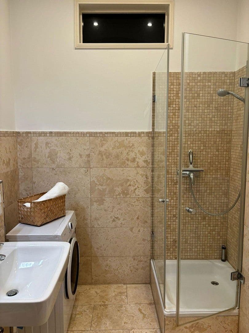 Pronájem bytu 1+1 30 m², Berlin, Berlín Pronájem bytu 1+1 30 m², Berlin, Berlín