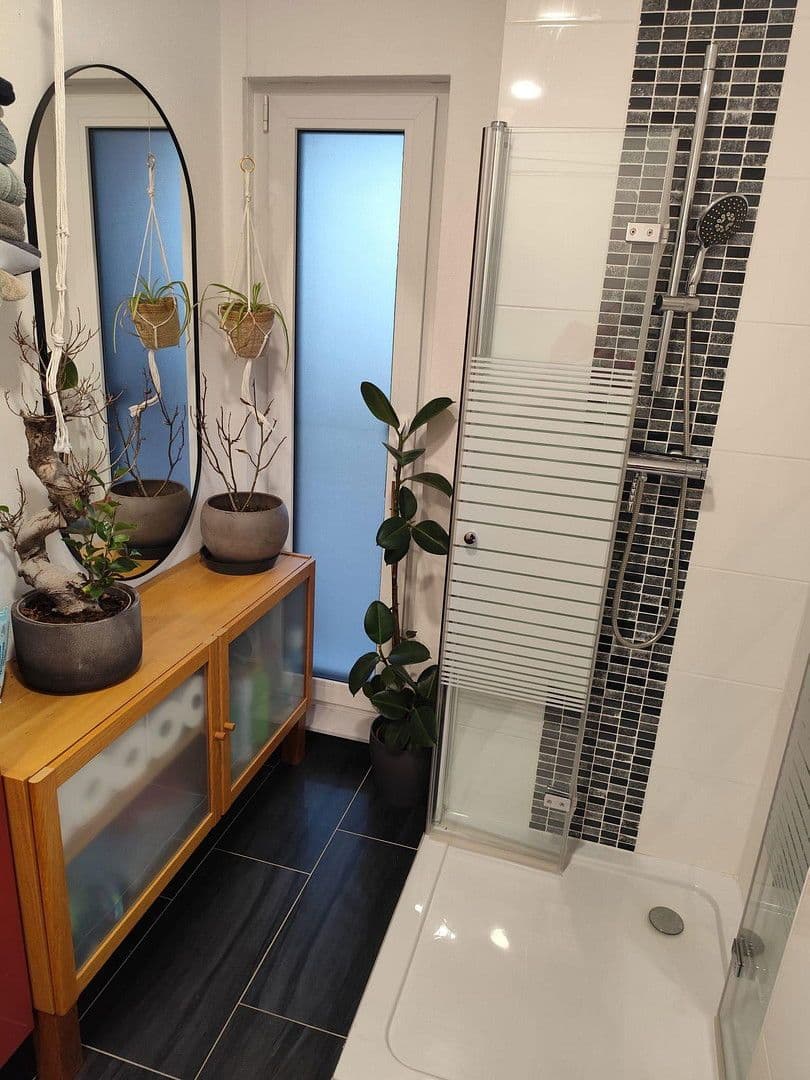 Prodej domu 163 m², pozemek 638 m², Meckesheim, Bádensko-Württembersko Prodej domu 163 m², pozemek 638 m², Meckesheim, Bádensko-Württembersko