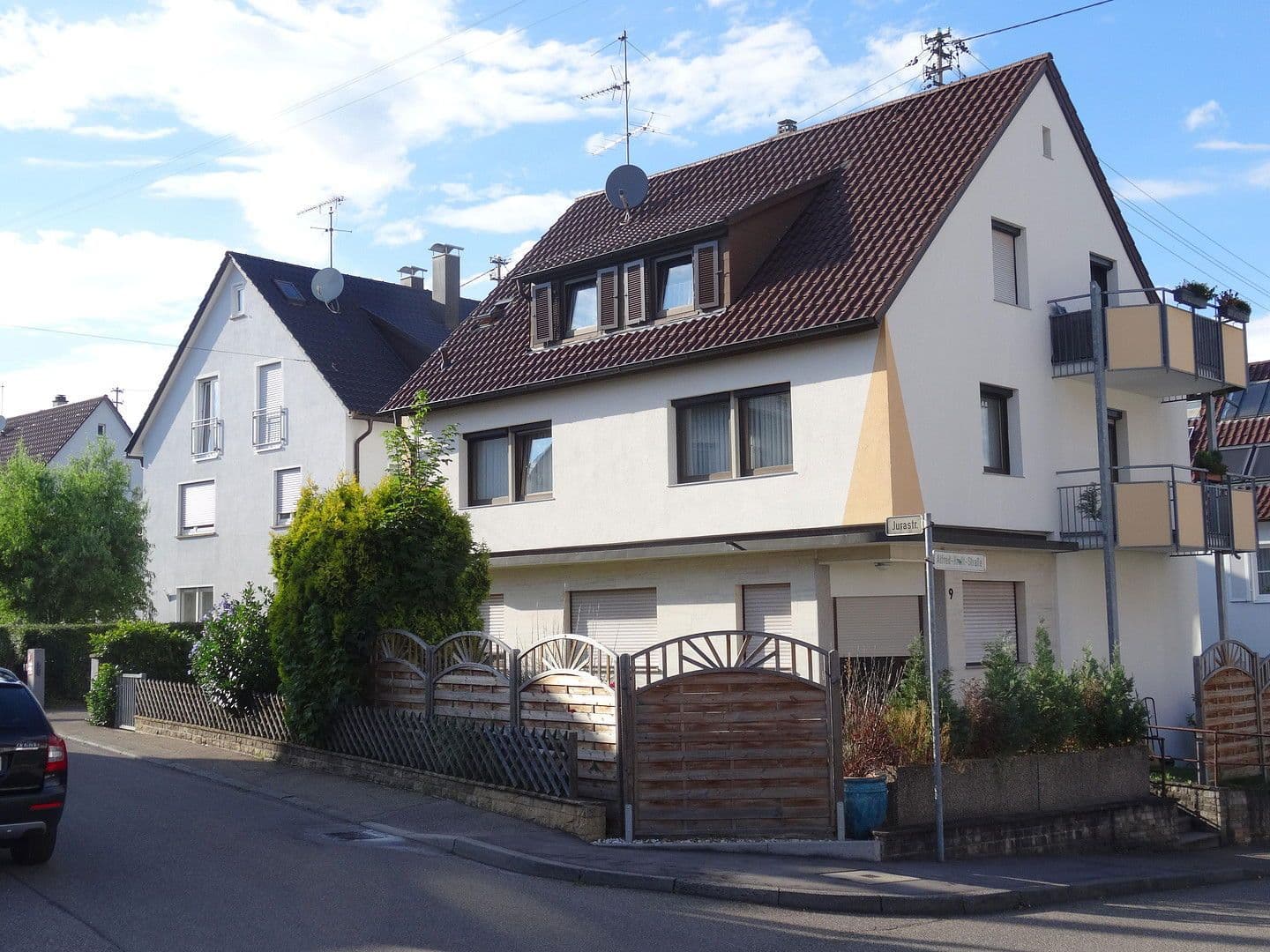Pronájem bytu 2+1 55 m², Esslingen am Neckar, Bádensko-Württembersko Pronájem bytu 2+1 55 m², Esslingen am Neckar, Bádensko-Württembersko