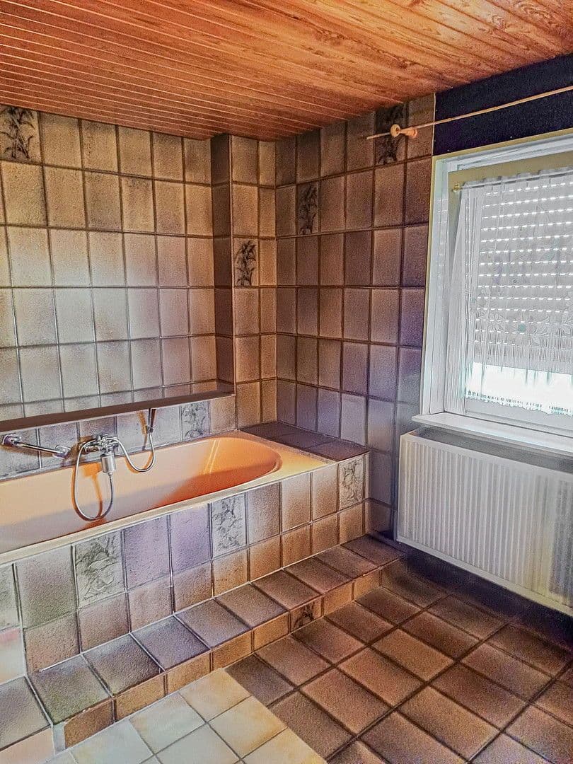 Prodej domu 245 m², pozemek 619 m², Cadolzburg, Bavorsko Prodej domu 245 m², pozemek 619 m², Cadolzburg, Bavorsko