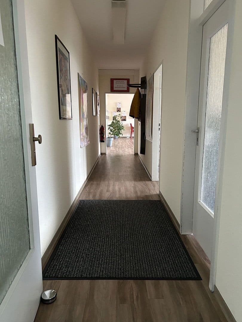 Pronájem kanceláře 172 m², Mannheimer Landstraße 5b, Brühl, Bádensko-Württembersko Pronájem kanceláře 172 m², Mannheimer Landstraße 5b, Brühl, Bádensko-Württembersko