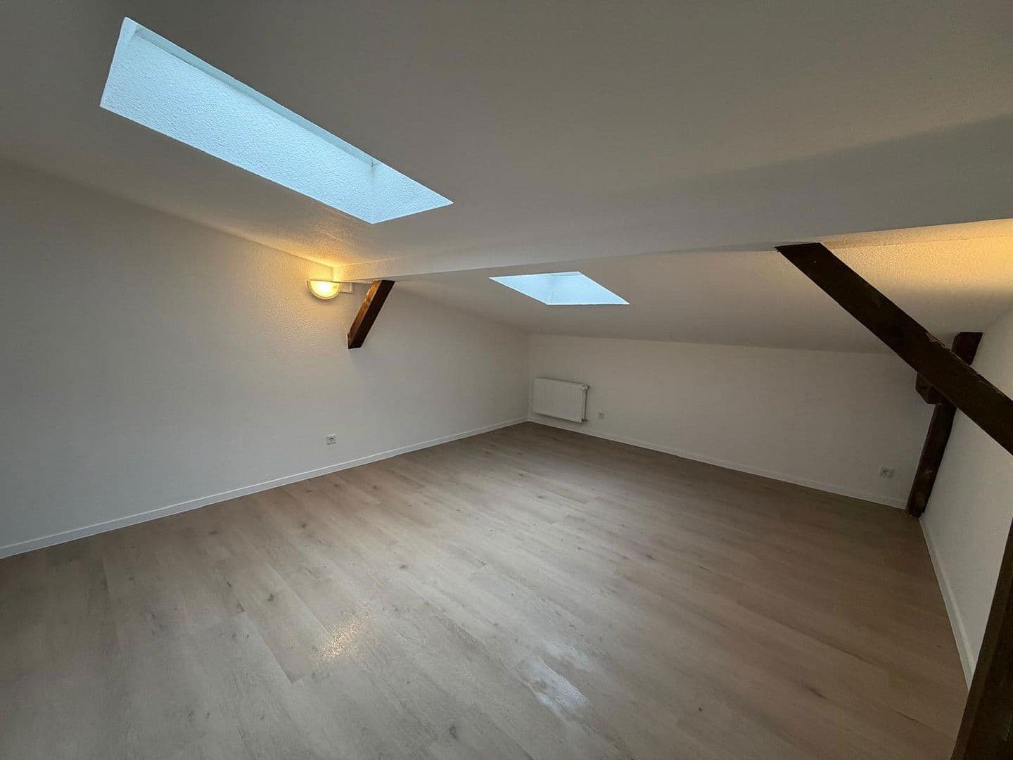 Pronájem bytu 3+1 85 m², Schneiderstraße 21, Eberswalde, Braniborsko Pronájem bytu 3+1 85 m², Schneiderstraße 21, Eberswalde, Braniborsko