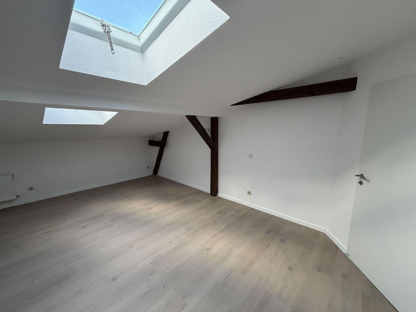 Pronájem bytu 3+1 85 m², Schneiderstraße 21, Eberswalde, Braniborsko Pronájem bytu 3+1 85 m², Schneiderstraße 21, Eberswalde, Braniborsko