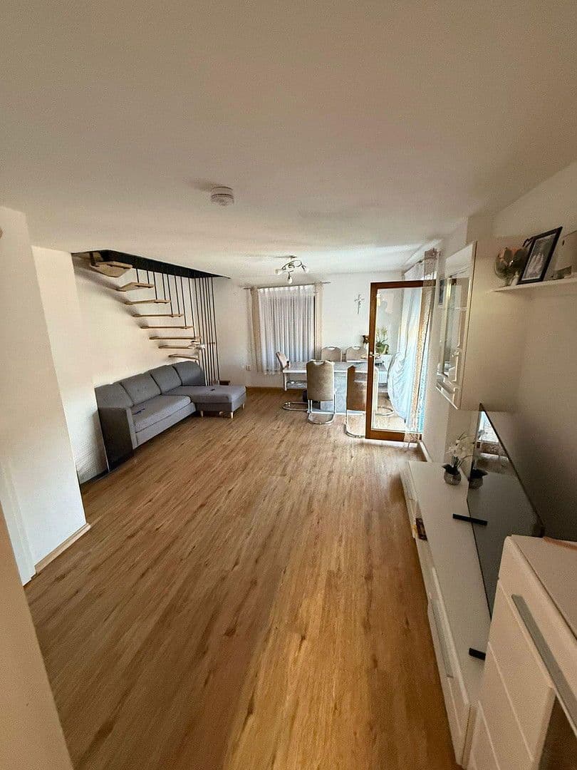 Prodej domu 390 m², pozemek 693 m², Mengen, Bádensko-Württembersko Prodej domu 390 m², pozemek 693 m², Mengen, Bádensko-Württembersko