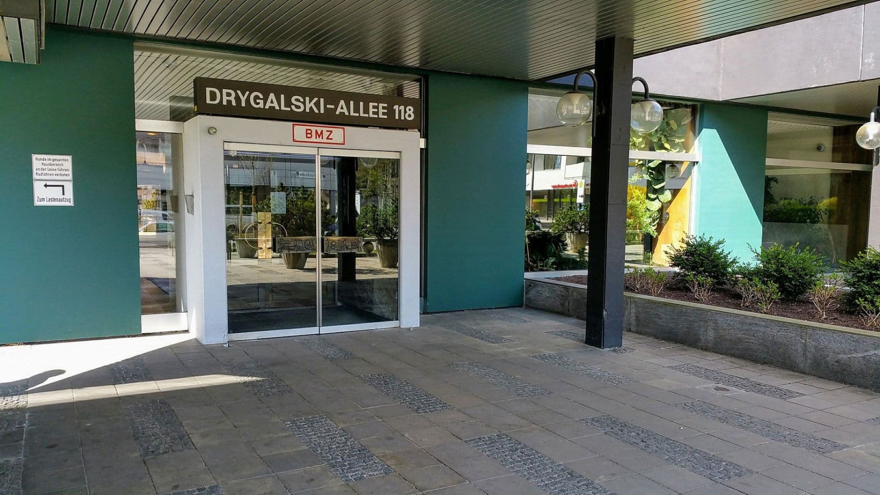 Prodej bytu 1+1 36 m², Drygalki Allee 118, München, Bavorsko Prodej bytu 1+1 36 m², Drygalki Allee 118, München, Bavorsko