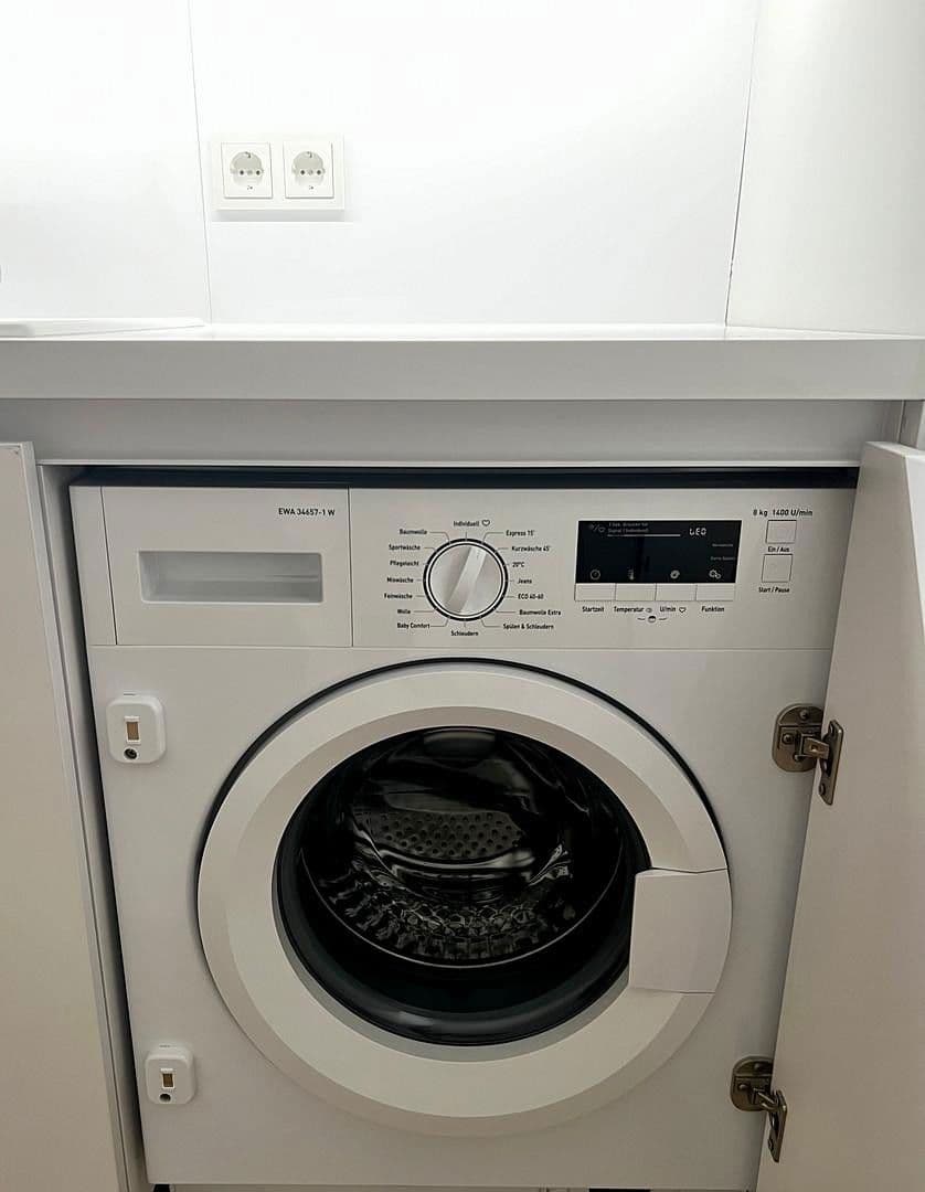 Pronájem bytu 2+1 66 m², Roßststraße 87, Düsseldorf, Severní Porýní-Vestfálsko Pronájem bytu 2+1 66 m², Roßststraße 87, Düsseldorf, Severní Porýní-Vestfálsko