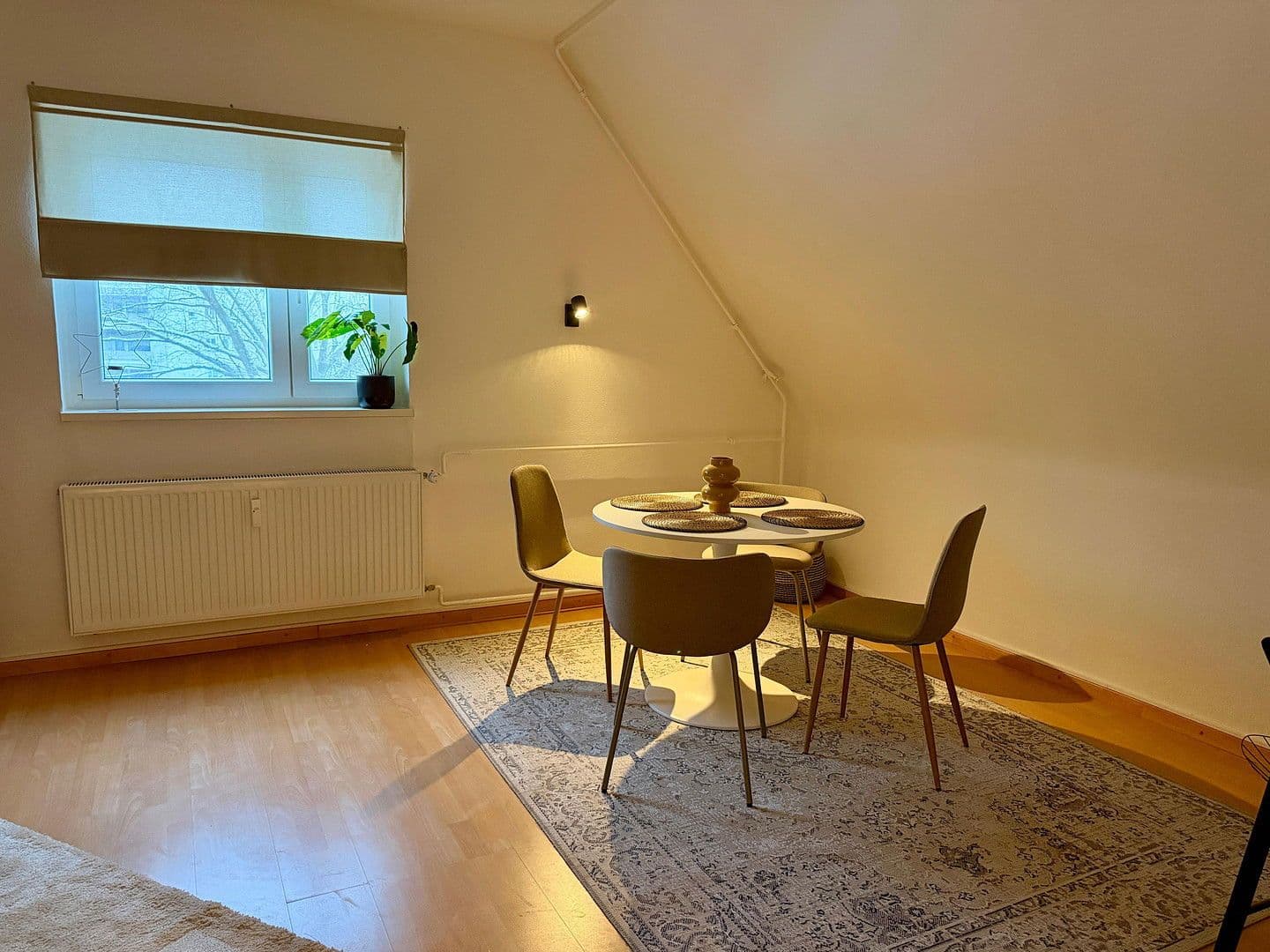 Pronájem bytu 2+1 46 m², Tharauer Allee 11, Berlin, Berlín Pronájem bytu 2+1 46 m², Tharauer Allee 11, Berlin, Berlín