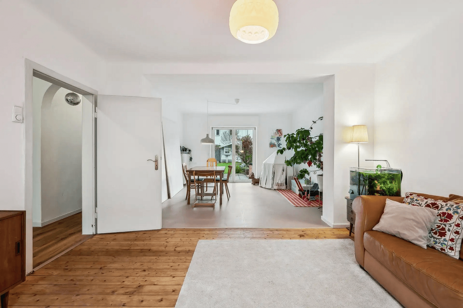 Prodej domu 98 m², pozemek 222 m², Cáchy, Severní Porýní-Vestfálsko Prodej domu 98 m², pozemek 222 m², Cáchy, Severní Porýní-Vestfálsko