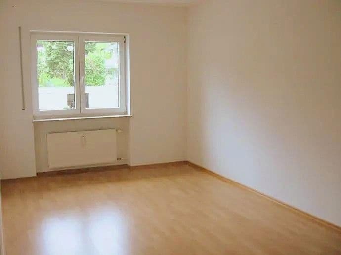 Pronájem bytu 4+1 133 m², Niedernhausen, Hessen Pronájem bytu 4+1 133 m², Niedernhausen, Hessen