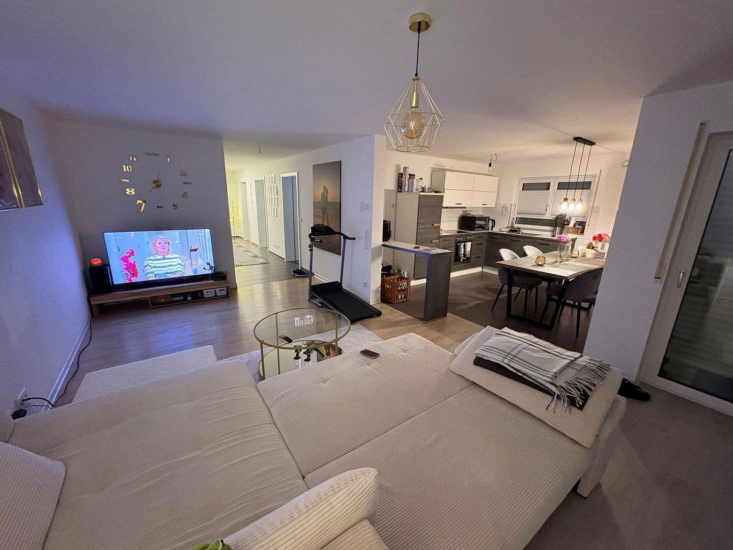 Pronájem bytu 3+kk 84 m², Rietheim-Weilheim, Bádensko-Württembersko Pronájem bytu 3+kk 84 m², Rietheim-Weilheim, Bádensko-Württembersko